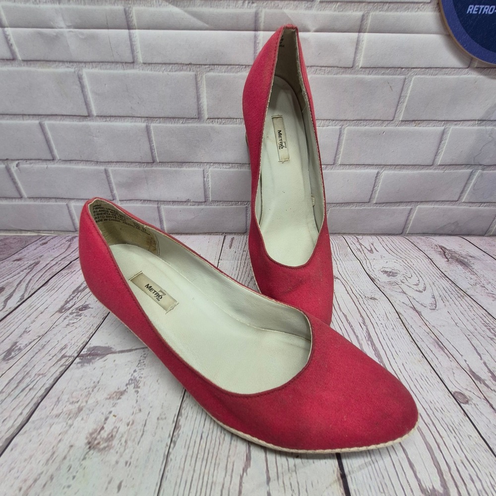 Metro 7 Nikki Womens Red Canvas Pointed Toe Wedge Pumps Size 7 Espadrille Heels
